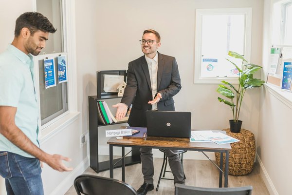 Choisir un avocat pour sécuriser votre nom de domaine